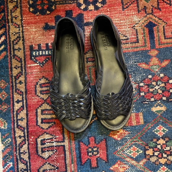 ASOS DESIGN Francis Leather Woven Flat Sandals Black Size 7 - Picture 3 of 7